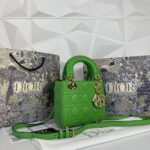 CD KADIN DERİ ÇANTA