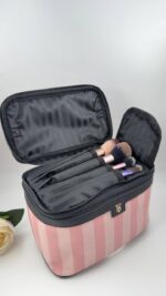 VS Beauty Seyahat Çantası - Görsel 4