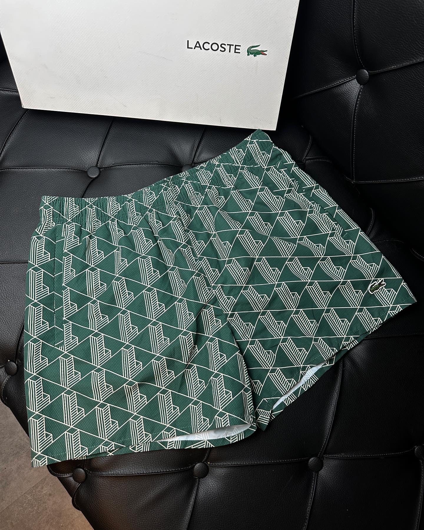 FA7A1BAE-B83E-479C-B44C-9DCA6327CA6B Erkek Deniz Şortu - Görsel 1